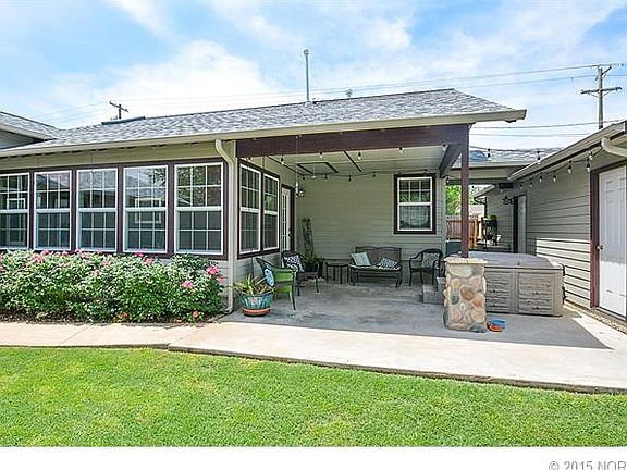 2nd image of 4903 E 22nd Pl