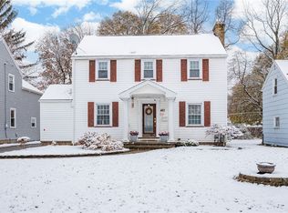 483 Oakwood Rd, Rochester, NY 14616