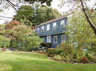 1334 Colonial Ct, Mamaroneck, NY 10543