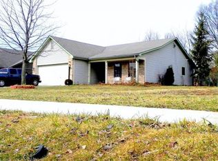 1014 Crimson King Pkwy, Mooresville, IN