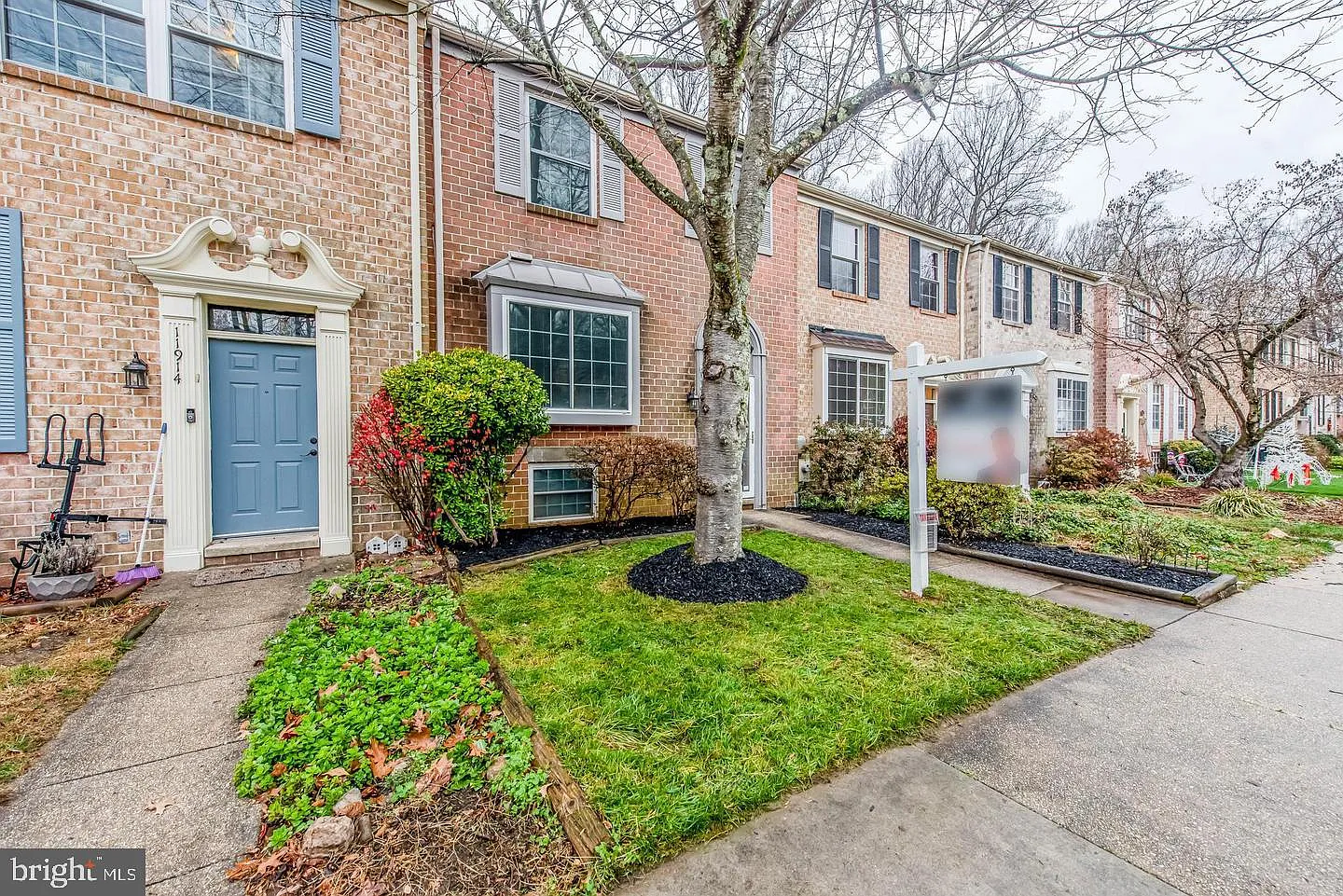 3 bed, 2.5 bath, 1987 sqft, $2,950 — Photo 2
