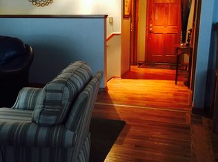 705 Hanley Rd, Golden Valley, MN 55426