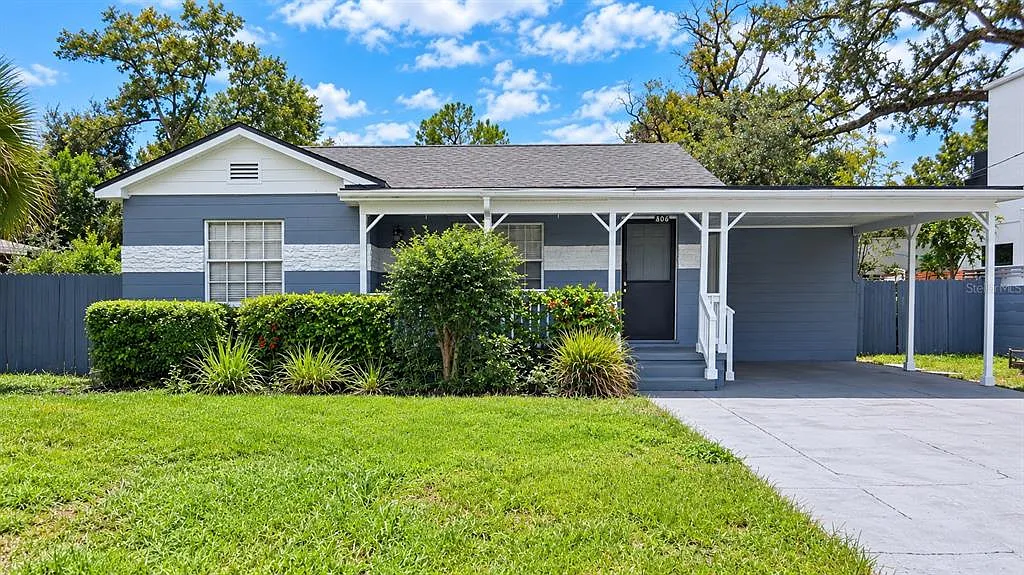 3 bed, 1.5 bath, 1202 sqft, $3,000 — Photo 1