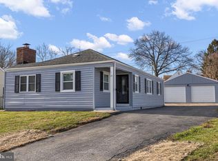 23 Lea Rd, New Castle, DE 19720