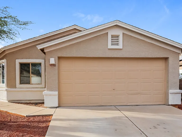 7625 S Athel Tree Dr — Photo 1