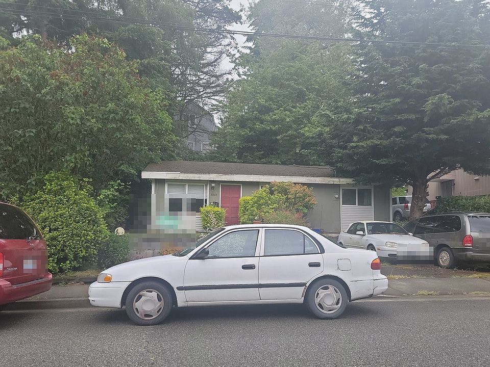 1st image of 3805 Grand Ave
