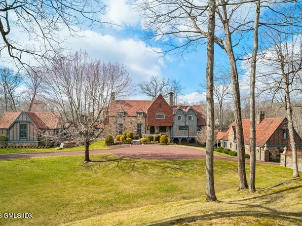 44 Khakum Wood Rd, Greenwich, CT 06831