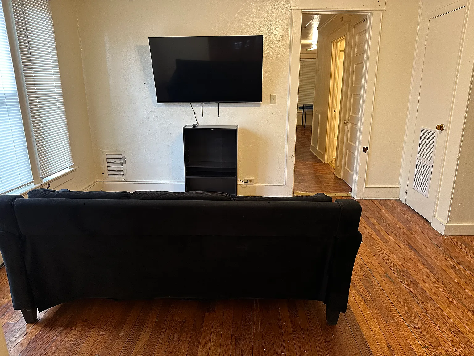 2 bed, $1,290 — Photo 4