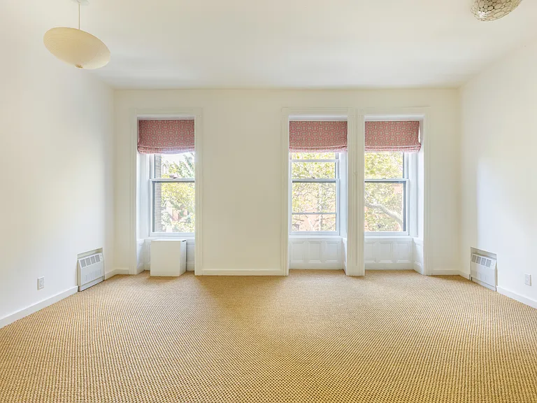 23 Garden Pl — Photo 15