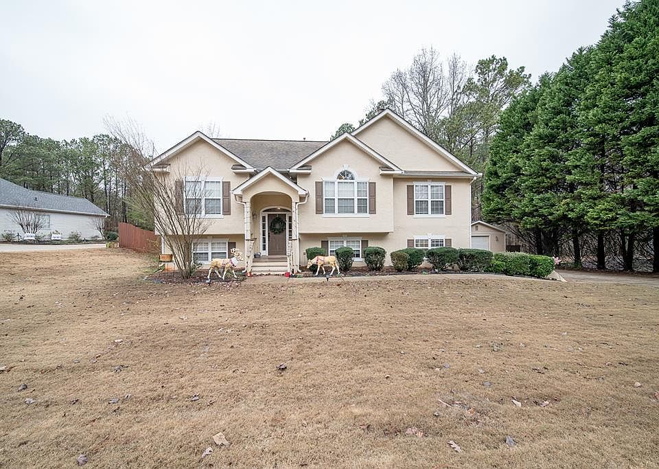 1st image of 145 Masters Dr
