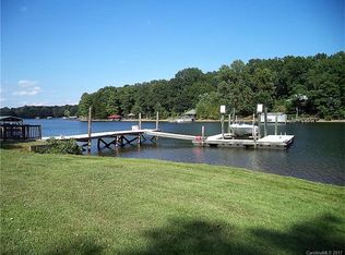 119 Shadow Ln, Mooresville, NC 28117