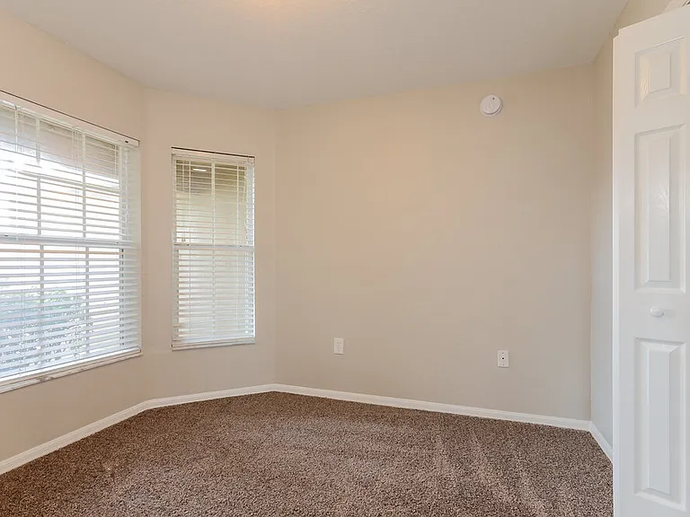2937 Coach Lamp Rd — Photo 11