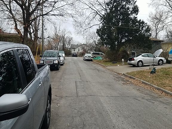 4th image of 5437 S Benton Ave