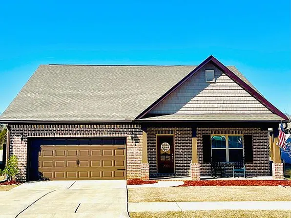 233 Paladin St, New Market, AL 35761