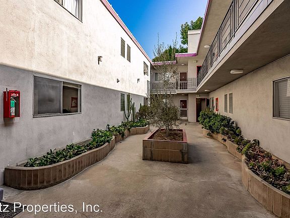 2nd image of 1426 N Vista St APT 2