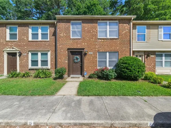 390 Jury Ln Unit E, Newport News, VA 23608