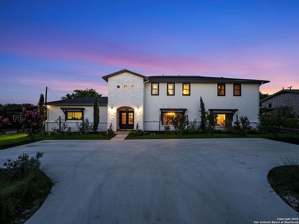 1st image of 442 E Hathaway Drive