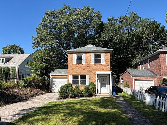 2nd image of 630 Prospect St