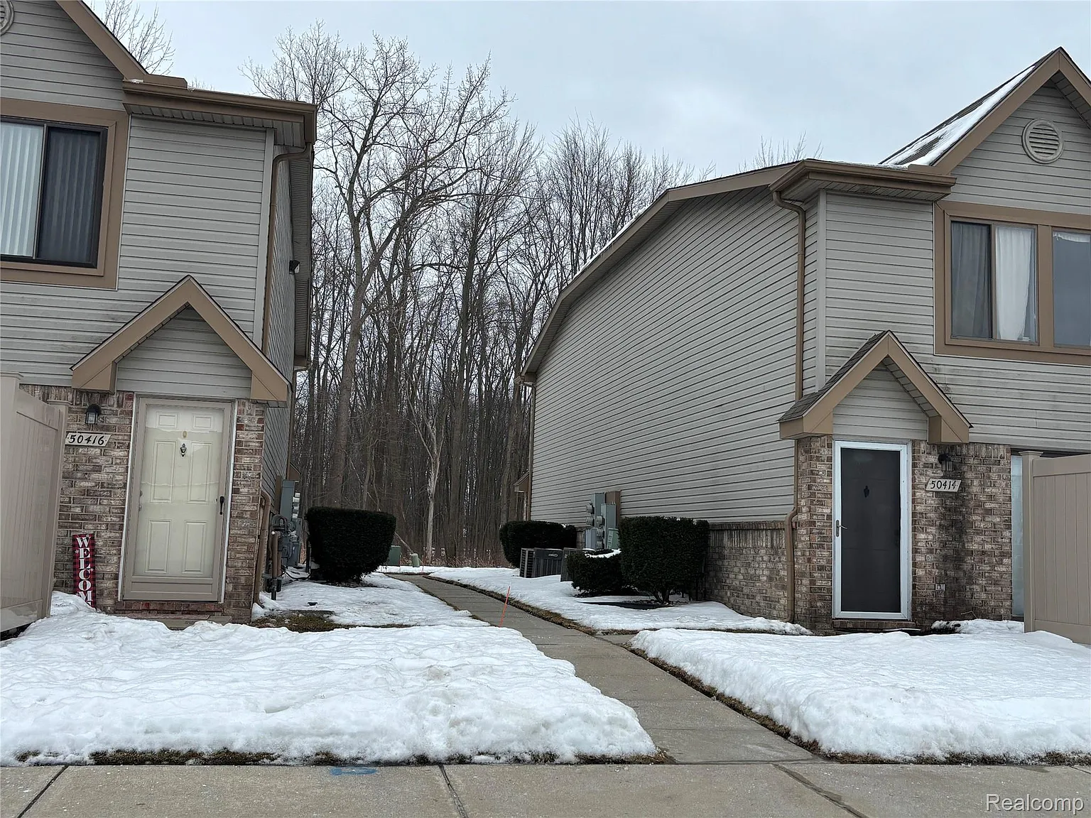50413 Bay Run S #15 photo 1