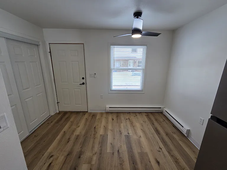 300 Dewey St #5 — Photo 2