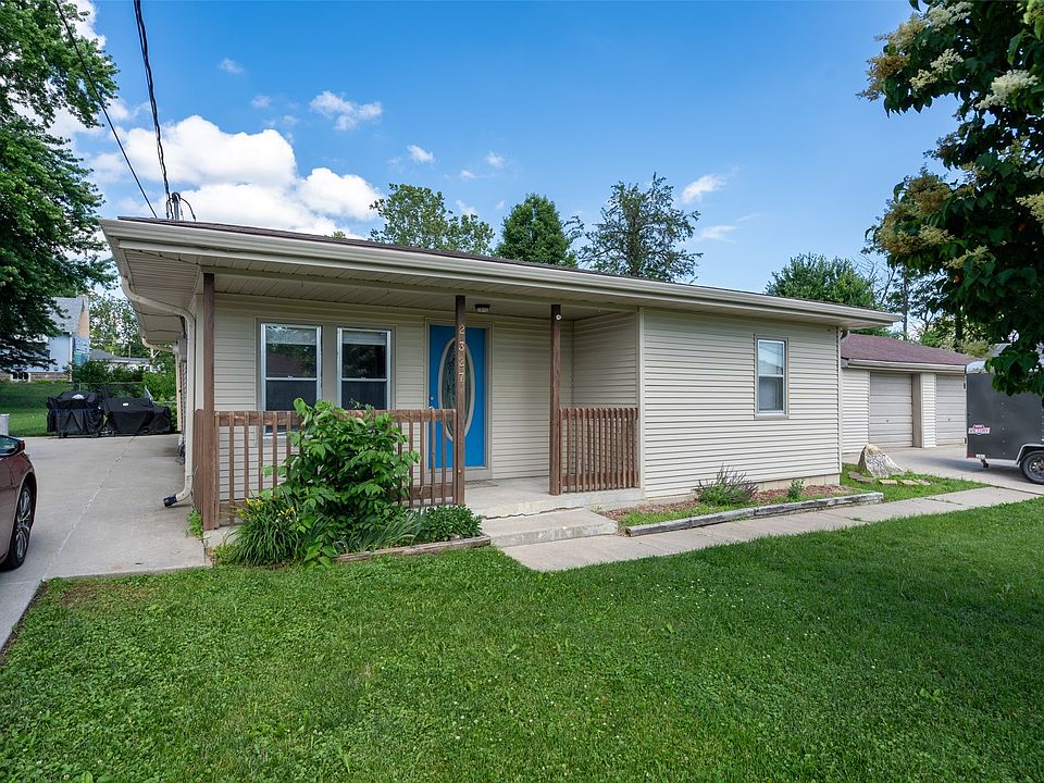 1st image of 2327 E 37th Ct