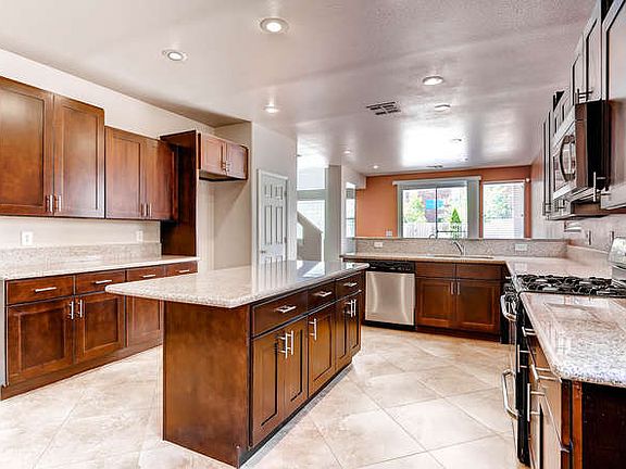 2nd image of 10511 Haywood Dr