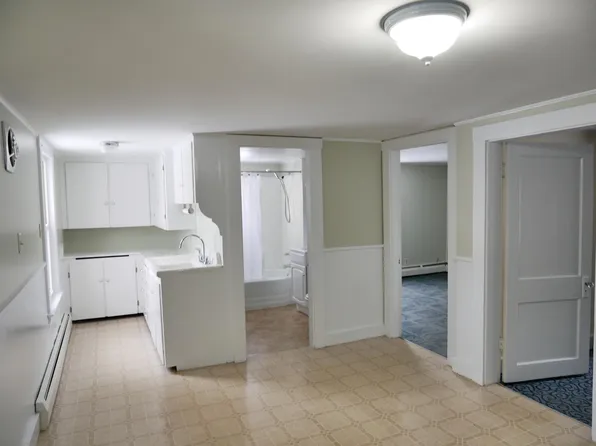 134 Knox St #1, Rumford, ME 04276