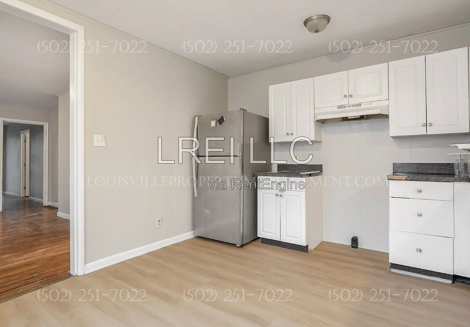 3 bed, 1.0 bath, 1100 sqft, $1,050 — Photo 3