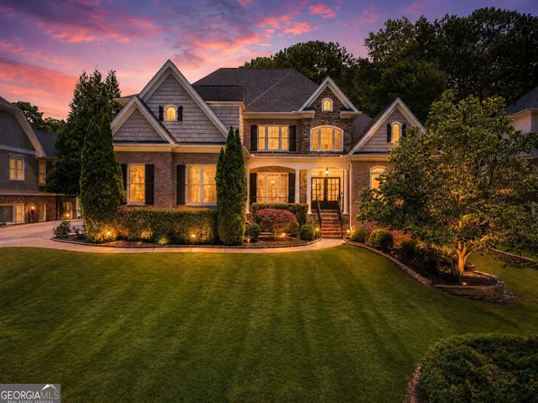 2373 Bronze Oak Ln, Braselton, GA 30517