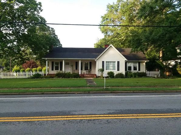 59 Main St