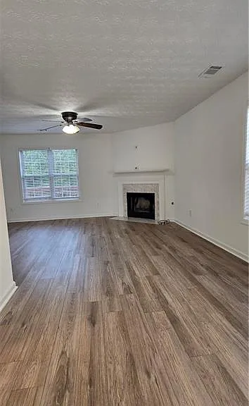 200 Kentshire Pl — Photo 4