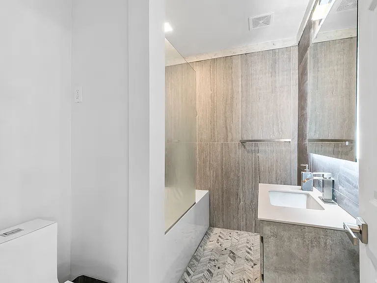 1744 N Druid Hills Rd NE — Photo 24