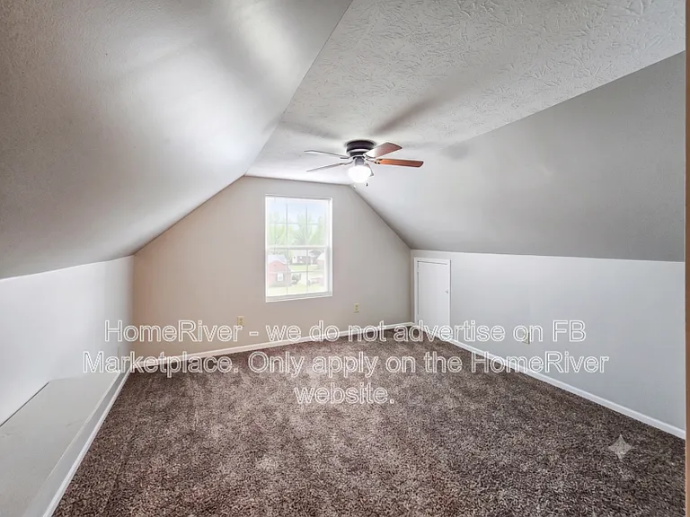 2606 E 56th St — Photo 10