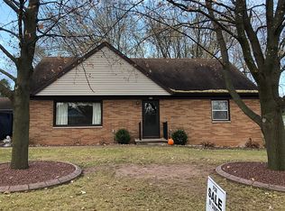 449 Sunset Ct, Denmark, WI 54208