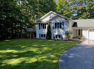 3844 Grand Oak Trl, Petoskey, MI 49770