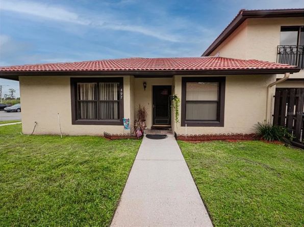 497 Hunter Cir
