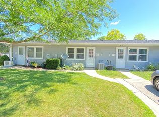 7410 Custer Ct, Fox Lake, IL 60020