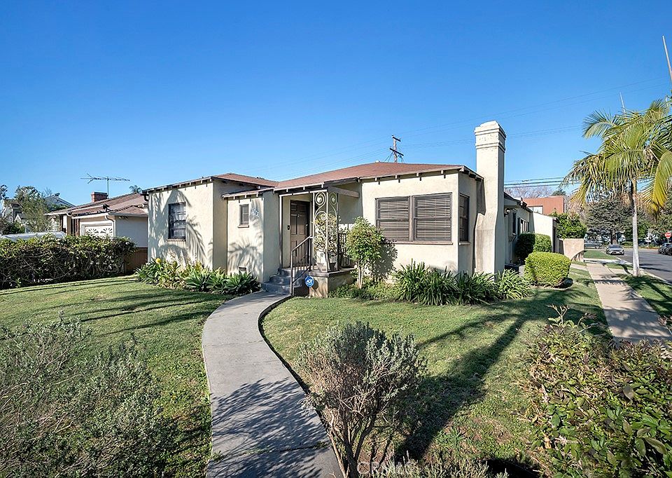1st image of 3003 S Beverly Dr
