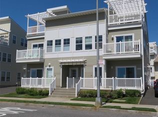 6602 Beach Front Rd, Arverne, NY 11692