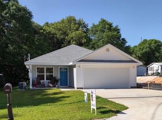 245 Averitt Pl, Crestview, FL 32539