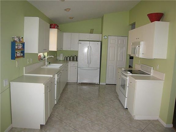 5th image of 11742 Haddon Pkwy