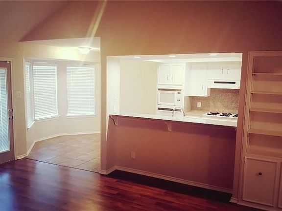 5th image of 600 Westminster Pl