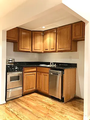 Rented by Waverly Realty Associates | media 10