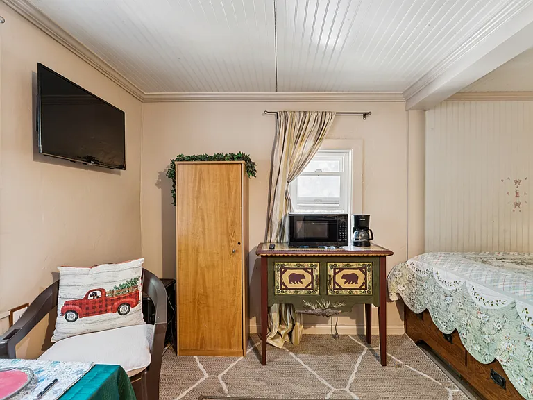 28997 Palisades Dr — Photo 8