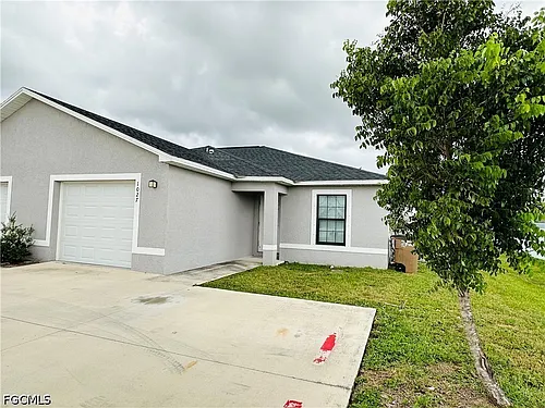 1027 Andalusia Blvd Photo 1