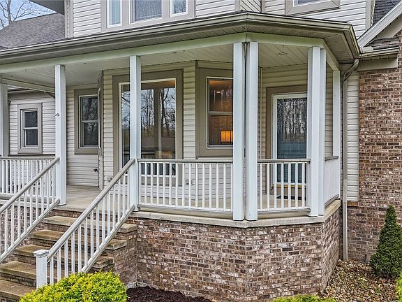 4th image of 10550 Sawmill Dr