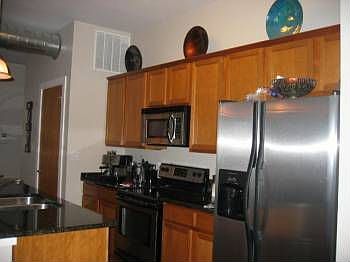 3rd image of 721 E North St APT 3B