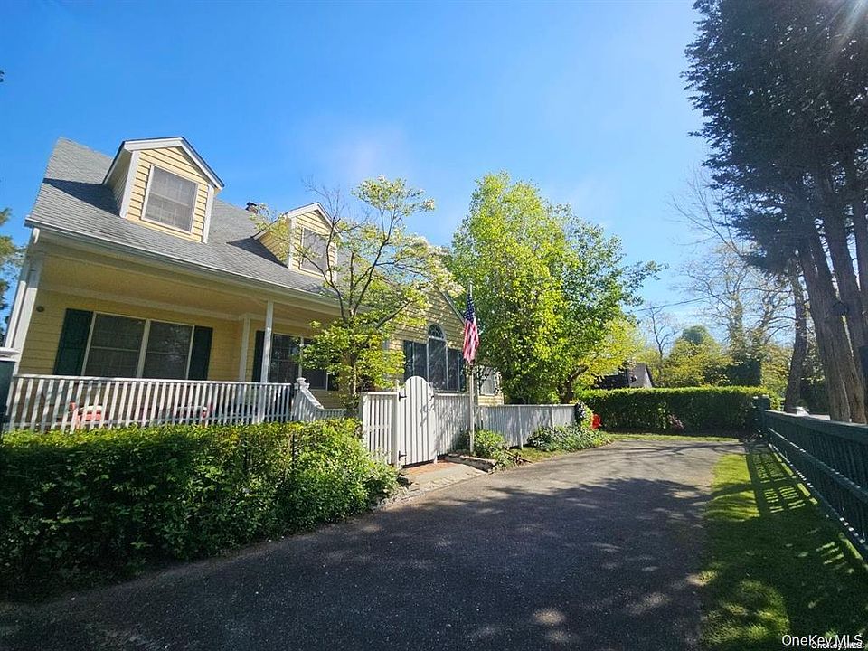 1st image of 10 Phyllis Road