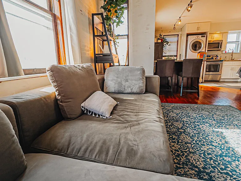 300B Stuart Ave #300B — Photo 4