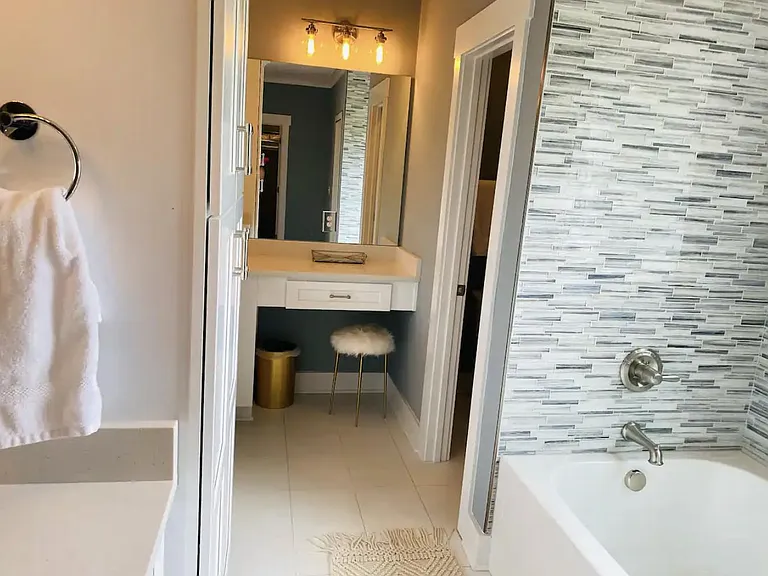 66 Suntan Ct — Photo 5